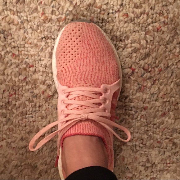 🔴SOLD🔴 Adidas Ultra boost knit shoes, sz 6 - Picture 4 of 8